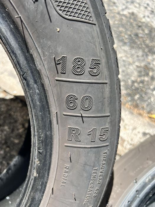 185/60/15  Kleber 2 pneus