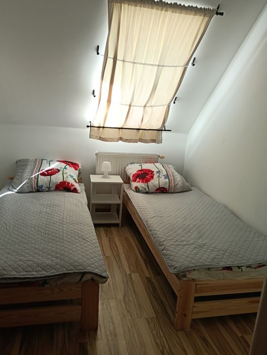 Wynajem pokoi z łazienkami na doby