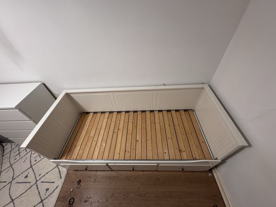 Cama casal/solteiro em bom estado