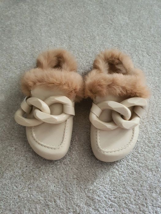 Klapki z futerkiem