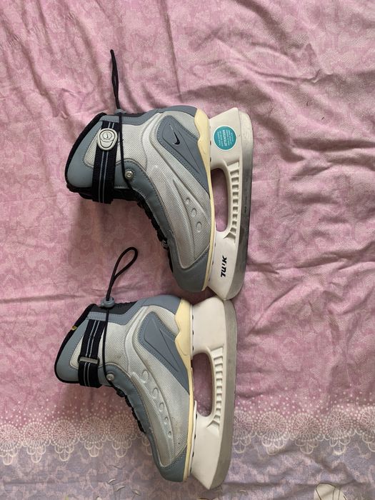 Коньки женские,39 размер(24,5 см)