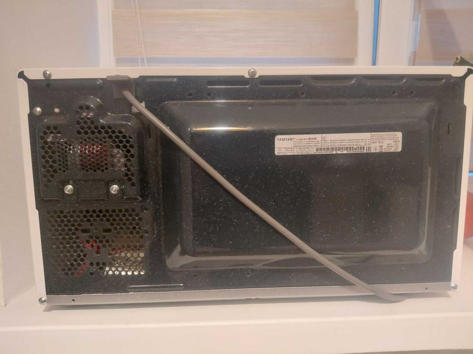 Продам мікрохвильова Samsung