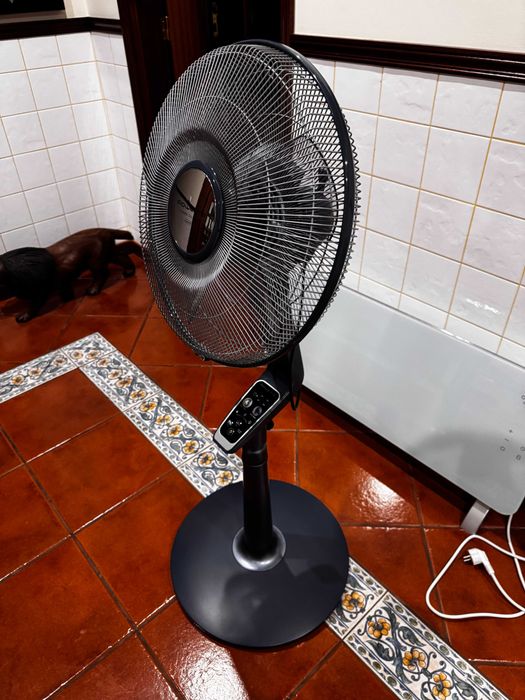 Ventoinha de Pé Rowenta Turbo Silence Extreme 70W - Como Nova
