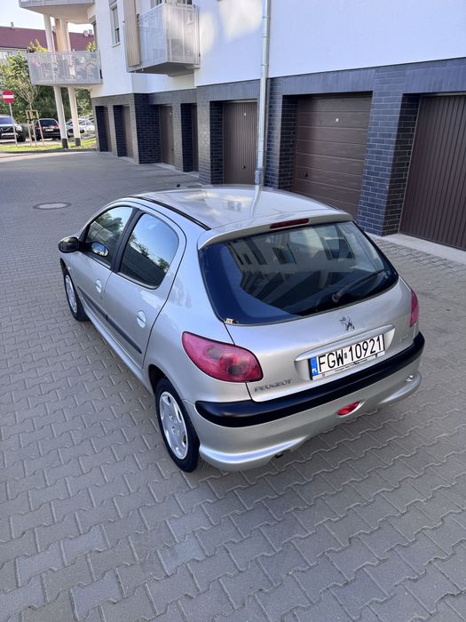 Peugeot 206 benzyna