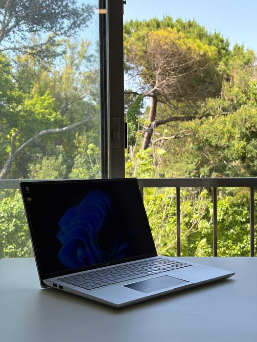 ASUS VivoBook S15 / X532FLC Laptop