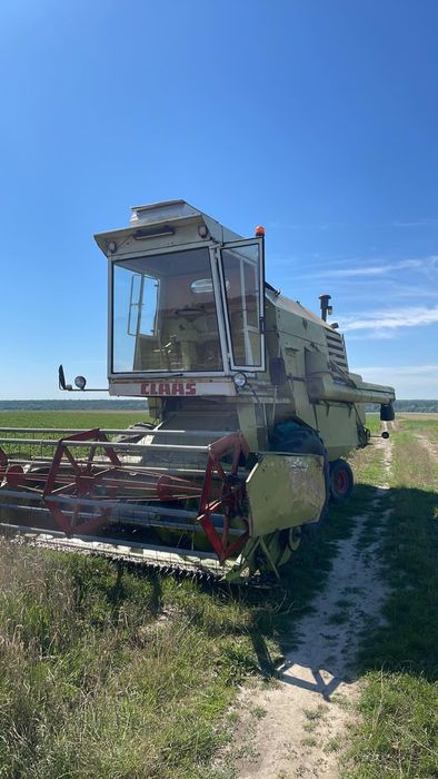 Комбайн зернозбиральний