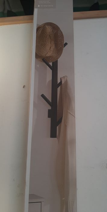 Sosnowy wieszak ścienny Livarno home