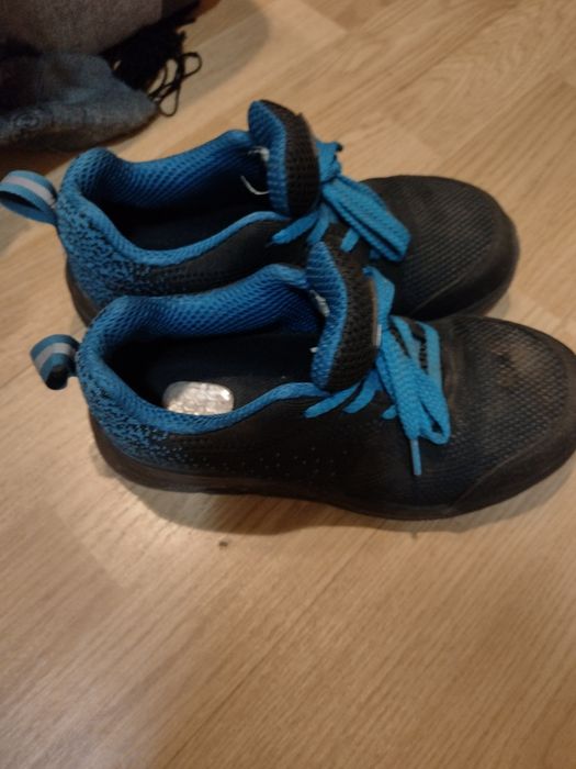 Buty niebieskie chłopięce