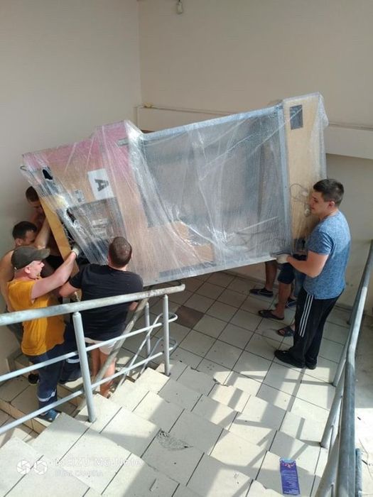 Грузчики Одесса.Разнорабочие.Грузопереезды , грузоперевозки , переезды Подъем стройматериалов.