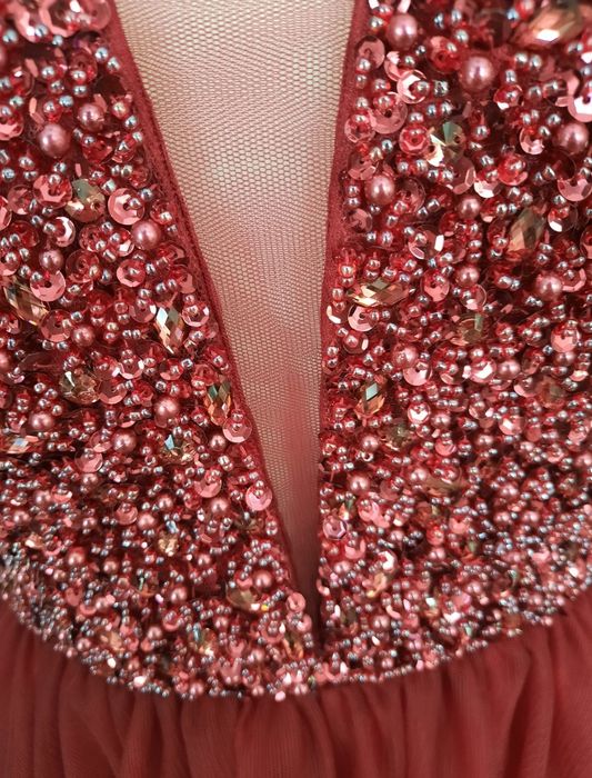 Sukienka Mascara tiulowa zdobiona,  burgund, 42-44,"wesele,  bal,