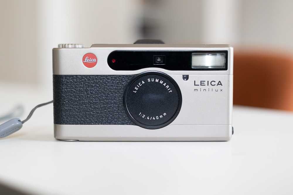 Leica Minilux Summarit 40mm F2.4 (em estado perfeito)