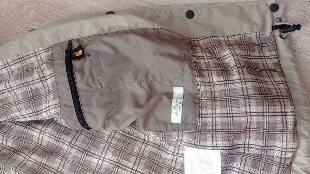 Куртка вітровка жіноча Jack Wolfskin, розмір S