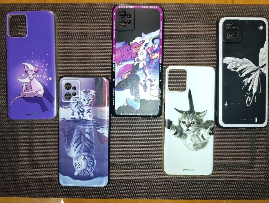 Чехлы Motorola G32