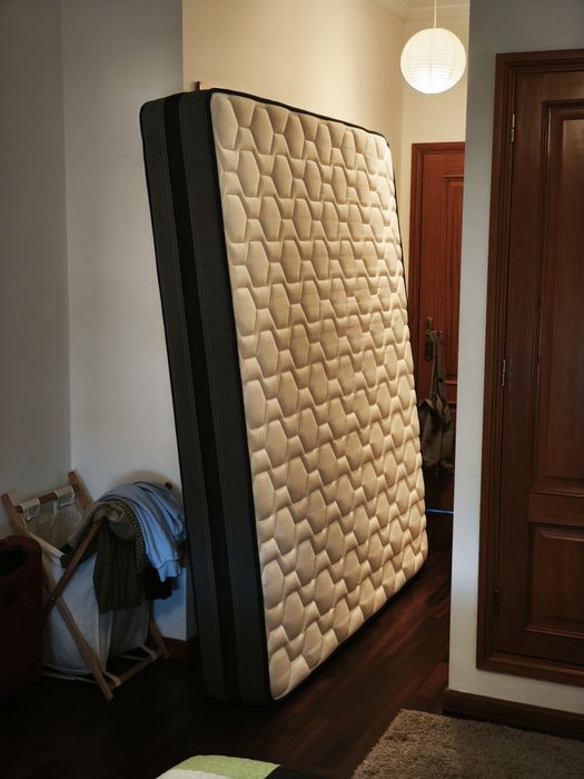 Colchão Viscoelástico (180x200cm)
