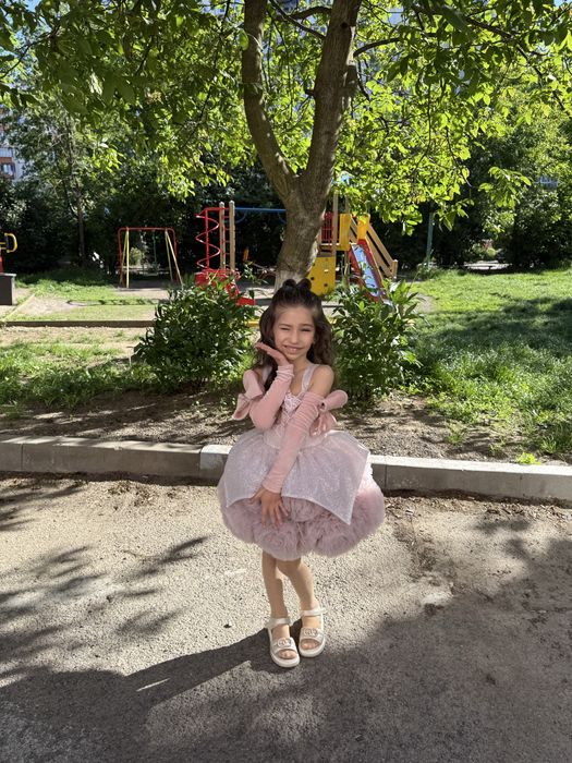 Випускна сукня в садочок
