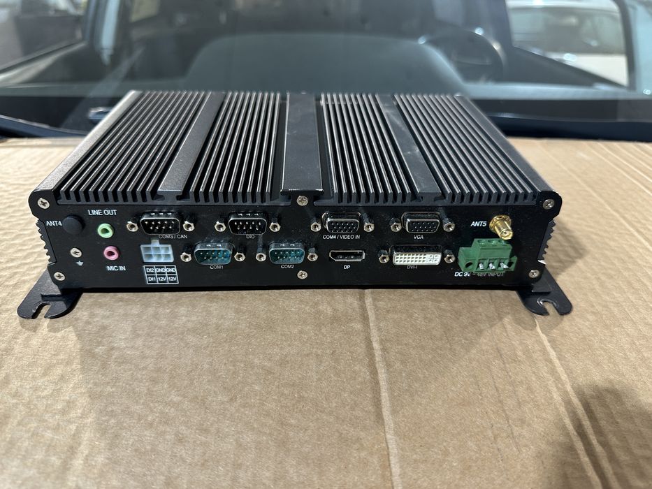 sintrones boxv-3611-4L-D5G