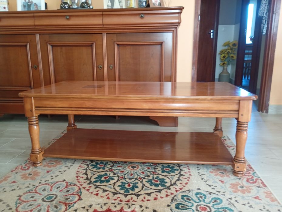 Mesa de centro em madeira