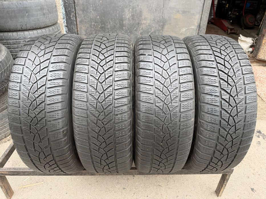 Шини 205/60/16 GoodYear UltraGrip зима 4шт