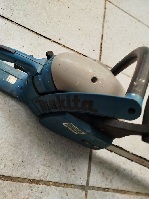 Moto serra e roçadora