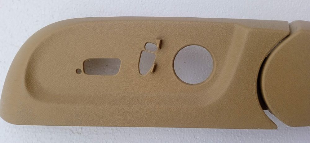 Obudowa panel fotela Mk 5gti pasuje do Mk 6 .
