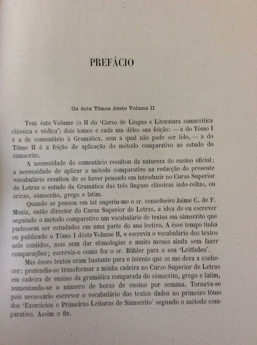 Curso de literatura e língua samscrítica clássica e védica