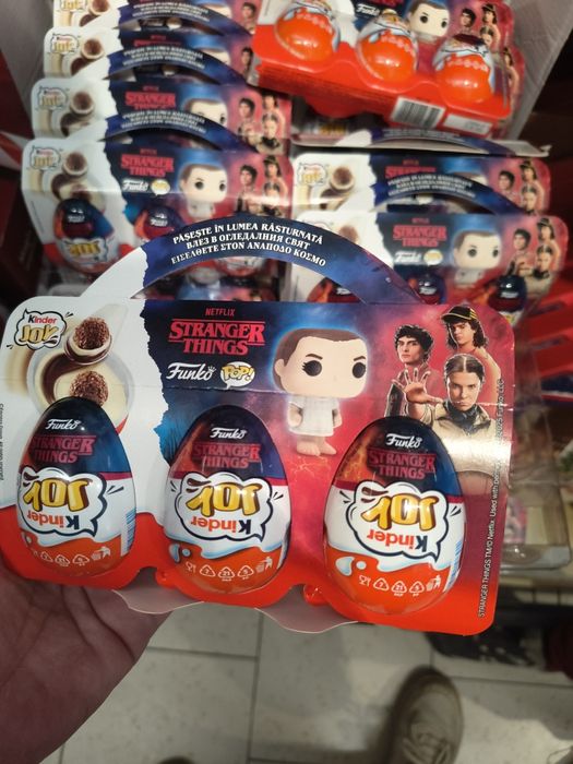 Кіндер джой"strange miracles" .