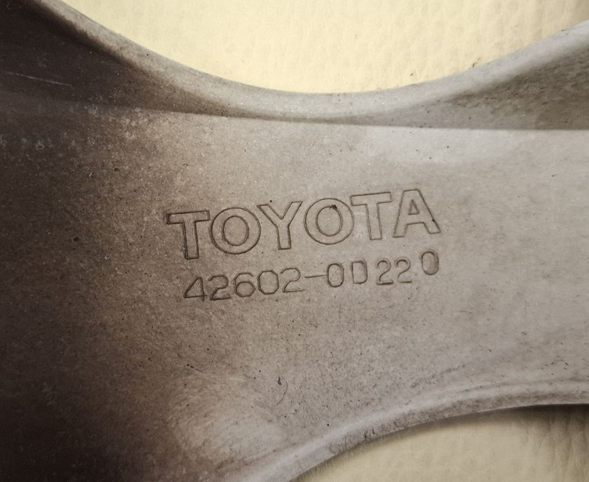 Kołpaki Dekle 15" Komplet Toyota Yaris  Orginalne