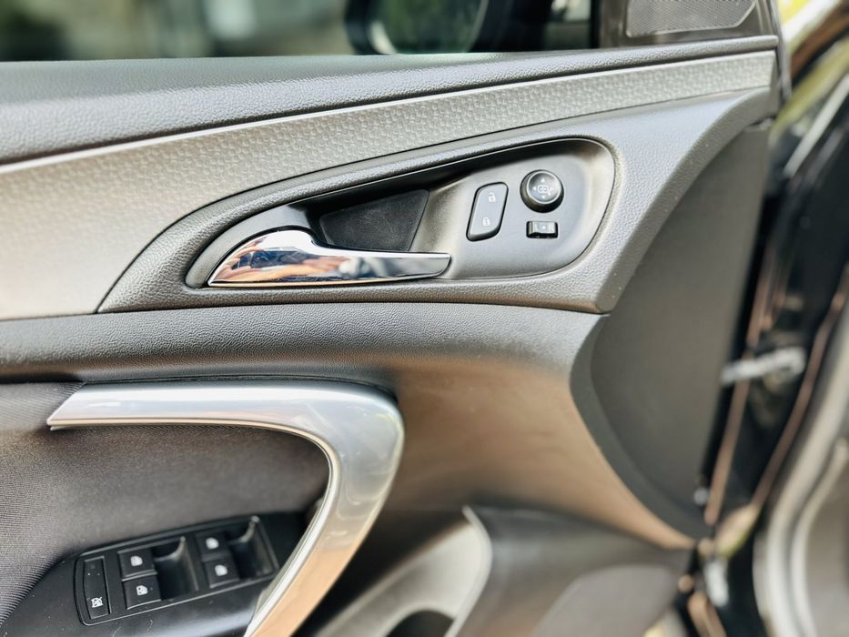 Opel Insignia 1.6D Sport Tourer Edition 2017р