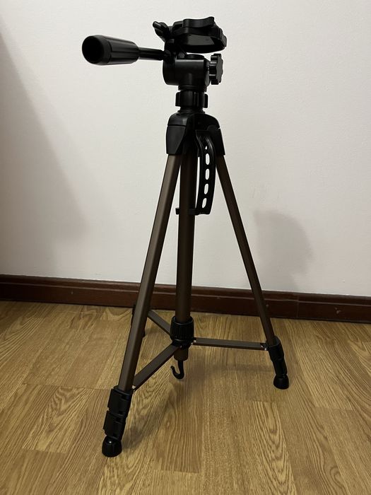 Tripod + Polarizing Filter64584561236867120