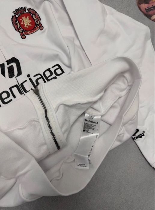 Зипка balenciaga socer