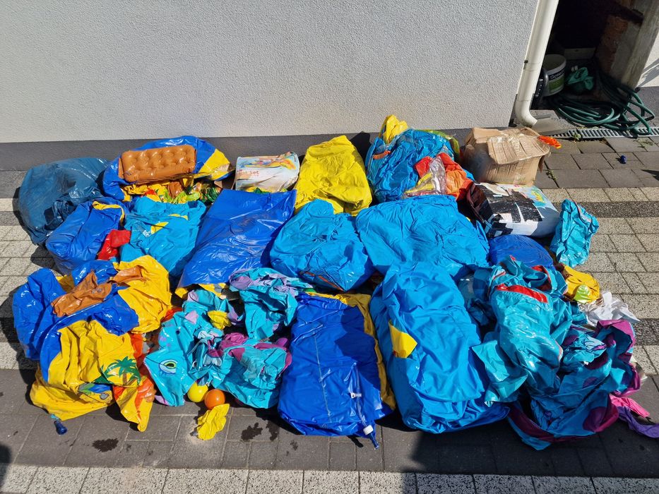 Paleta mix baseny pompowane, dmuchane place zabaw zwroty konsumenckie