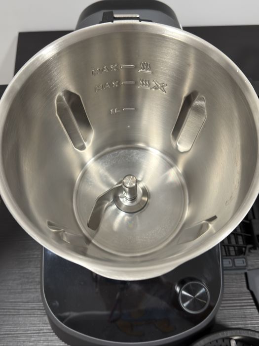 Cecotec Robô de cozinha multifunções Mambo 11090