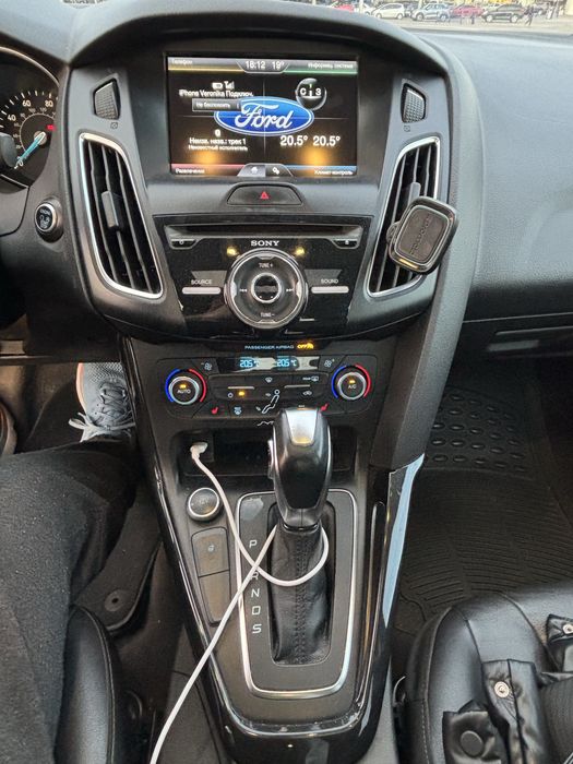 Продам Ford Focus 2015 2.0 автомат TITANIUM