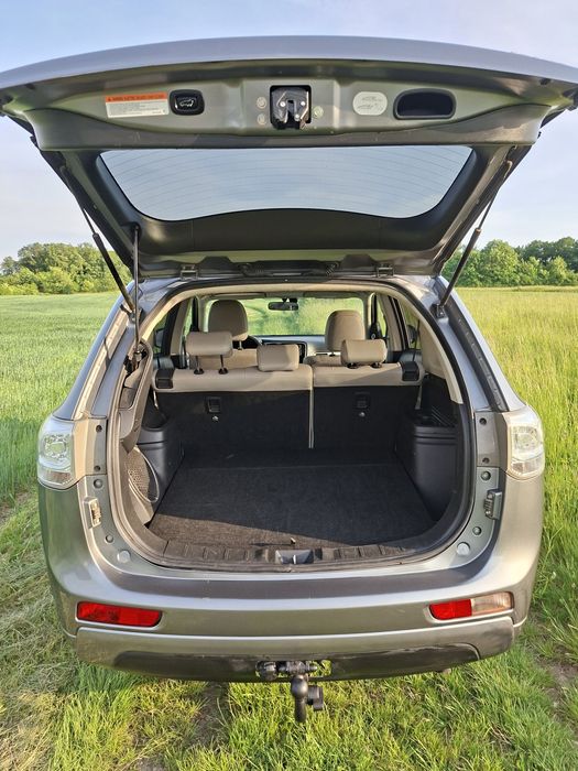 Mitsubishi Outlander III PHEV niezawodny