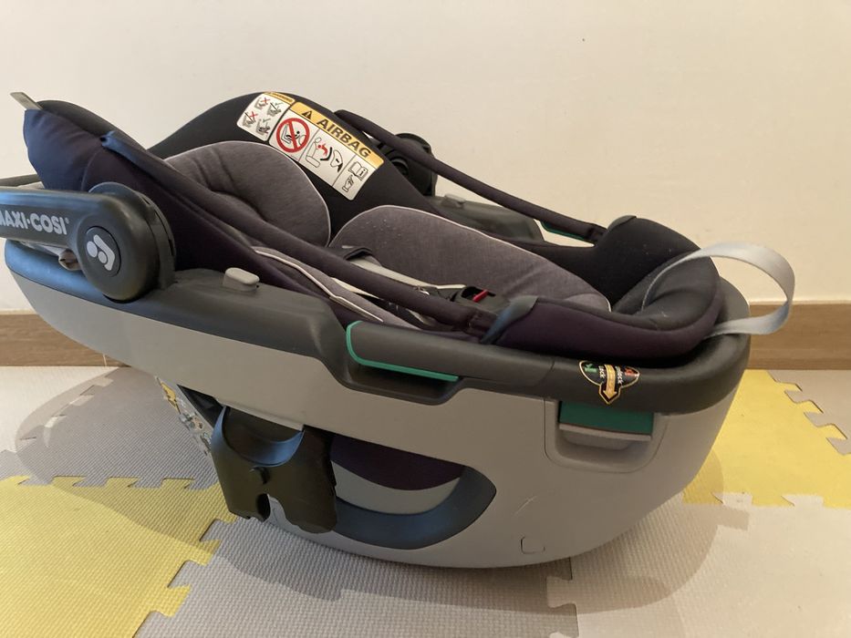 Cadeira Babycoque Coral 360 Maxi-Cosi com adaptadores carrinho passeio