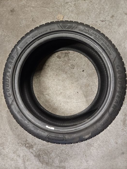 GOODYEAR Ultragrip Performance + 225 45 R17 91H  7mm jak nowe