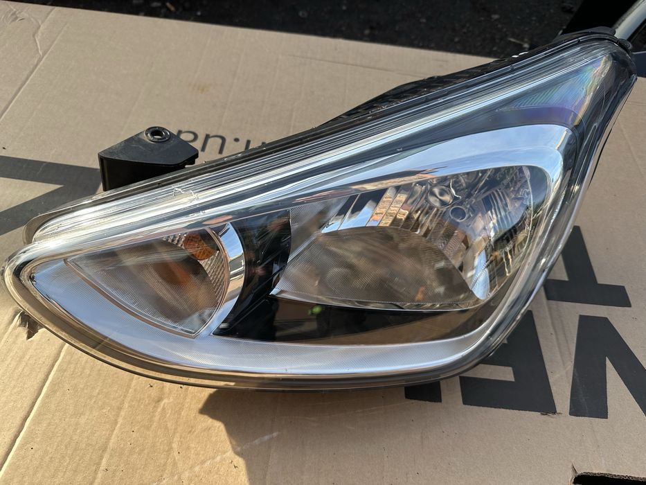 Lampa reflektor lewy przod hyundai i10 II