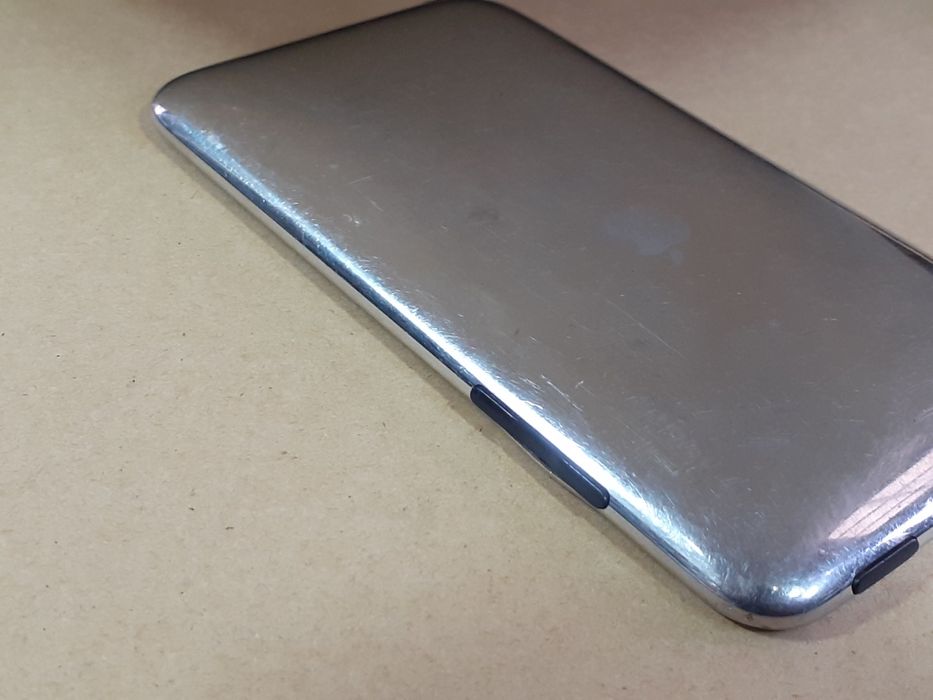 Apple iPod A1288 "16GB"