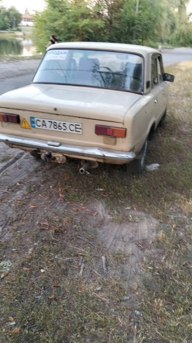 Автомобіль ВАЗ 21013