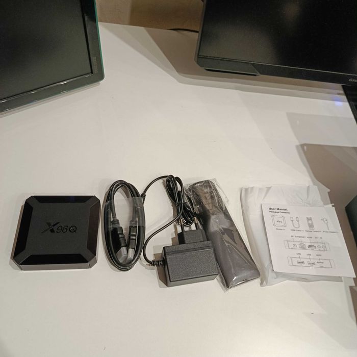 Продам Андроид ТВ приставку