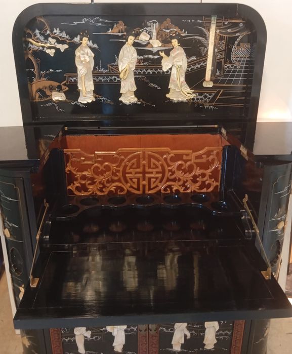 Móvel bar Chinês vintage