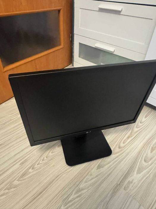 Monitor LG Electronic 24EB23PY