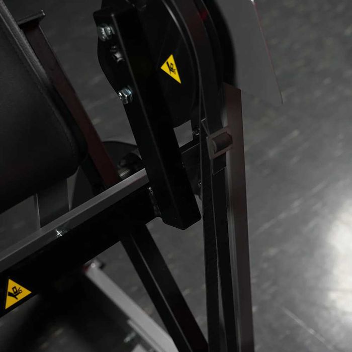 Hammer Strength Biceps Curl Plate-Loaded  maszyna na biceps ODNOWIONA