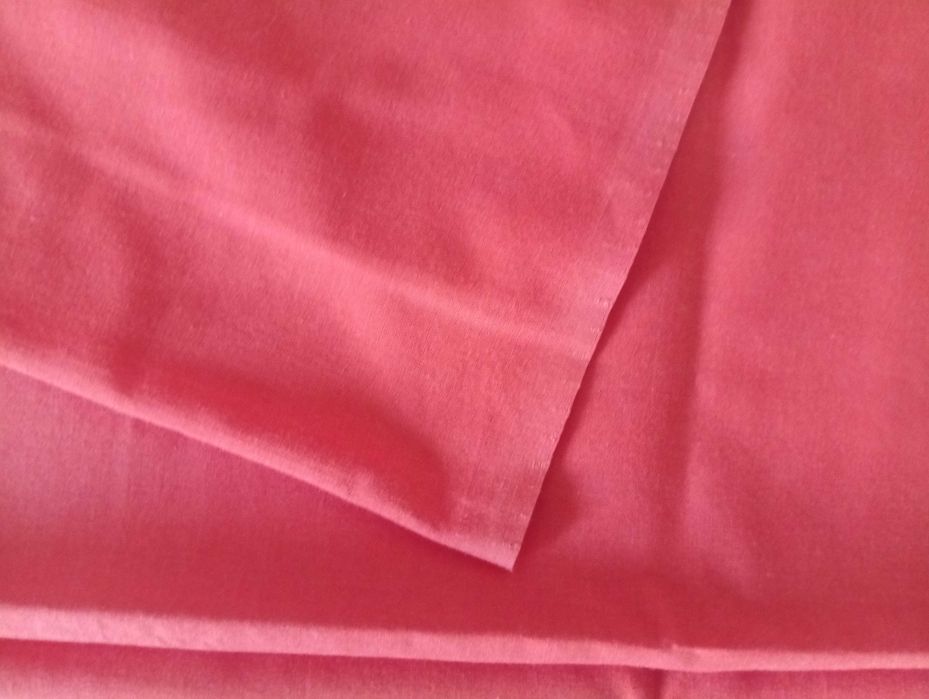 Tecido em cor de laranja/ salmão