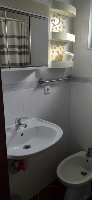 Quartos para Alugar a Alunos da Escola de Hotelaria do Estoril