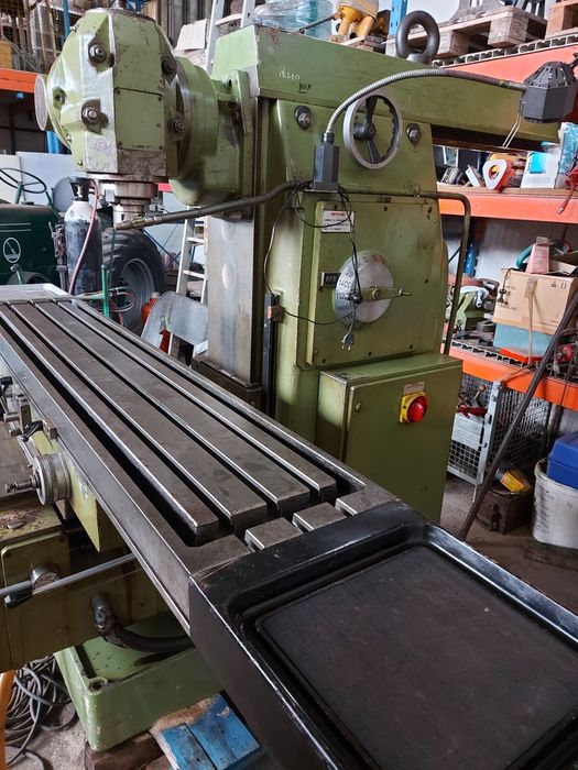 Fresadora Euro 5 mesa de 1800, 1350 curso