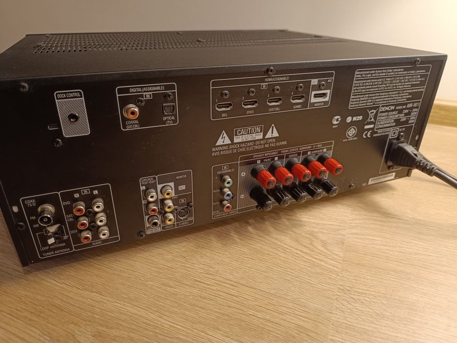 AVR 1611 DENON amplituner kina domowego
