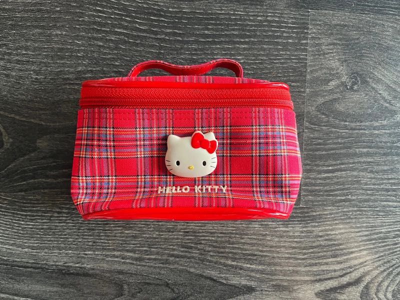 Hello Kitty Sanrio kosmetyczka piórnik