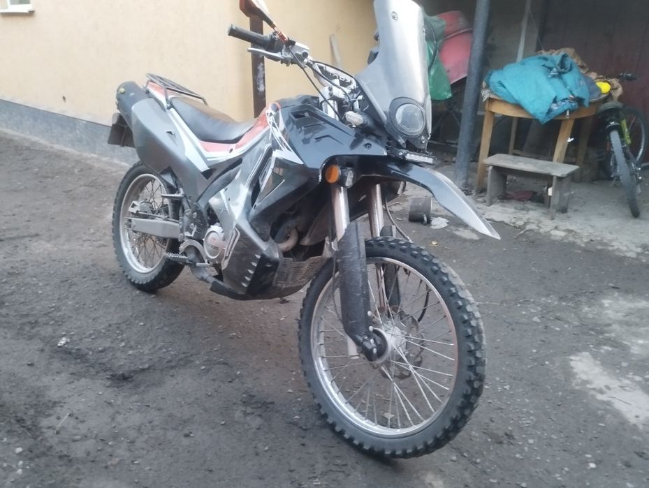 Продам мотик  кові 250