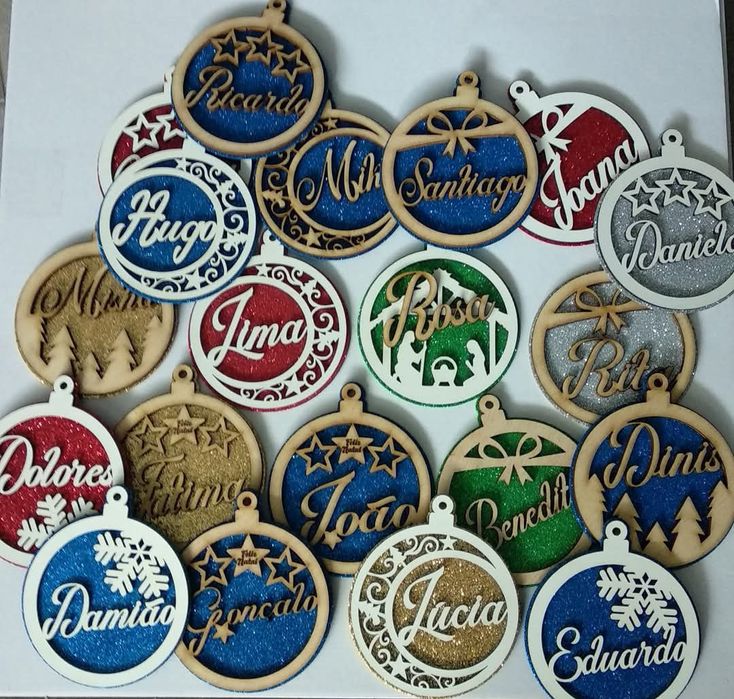 Bolas personalizadas para a sua árvore